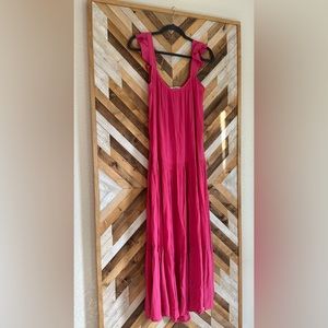 NWT BB Dakota Maxi Dress